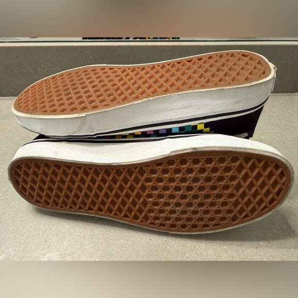 Vans Sk8t-Hi Sneakers Pride Collection - Picture 3 of 4